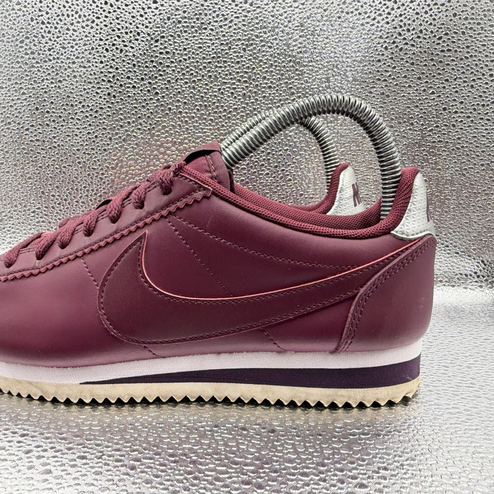 Size 7 Nike Classic Cortez Leather Sneakers Womens Burgundy Excellent 807471-603 - Picture 8 of 11